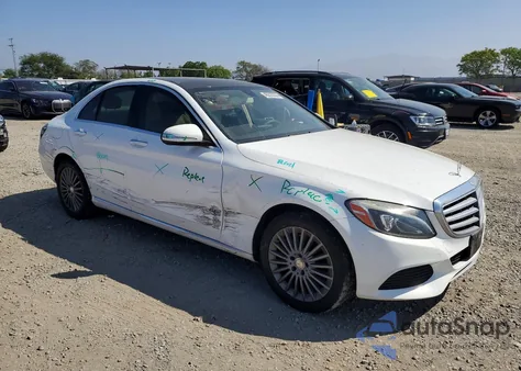 2015 Mercedes-Benz C 300 4Matic from USA, damaged, VIN 55SWF4KB8FU023677